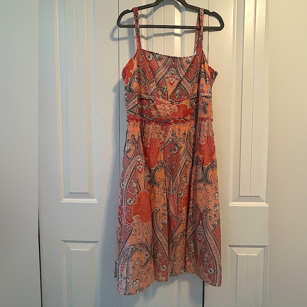 Elegant Ann Taylor Peach Strappy Summer Paisley Print Dress Size 14